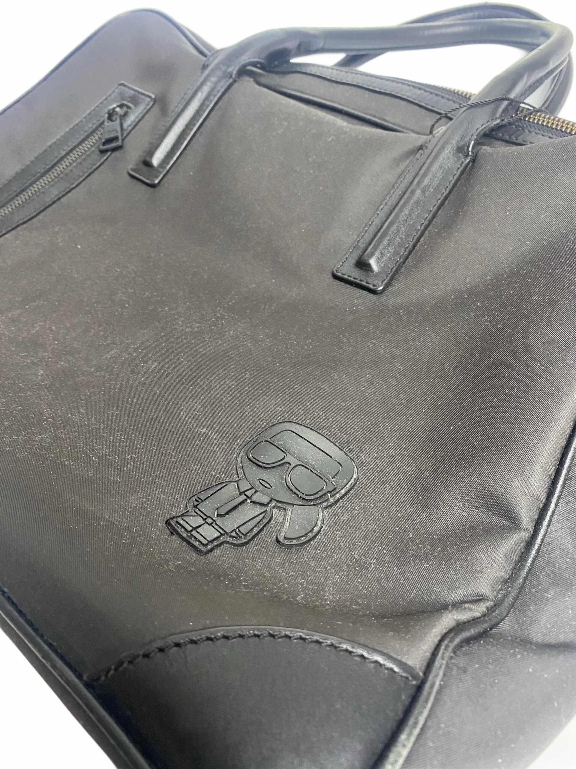 Karl Lagerfeld táska